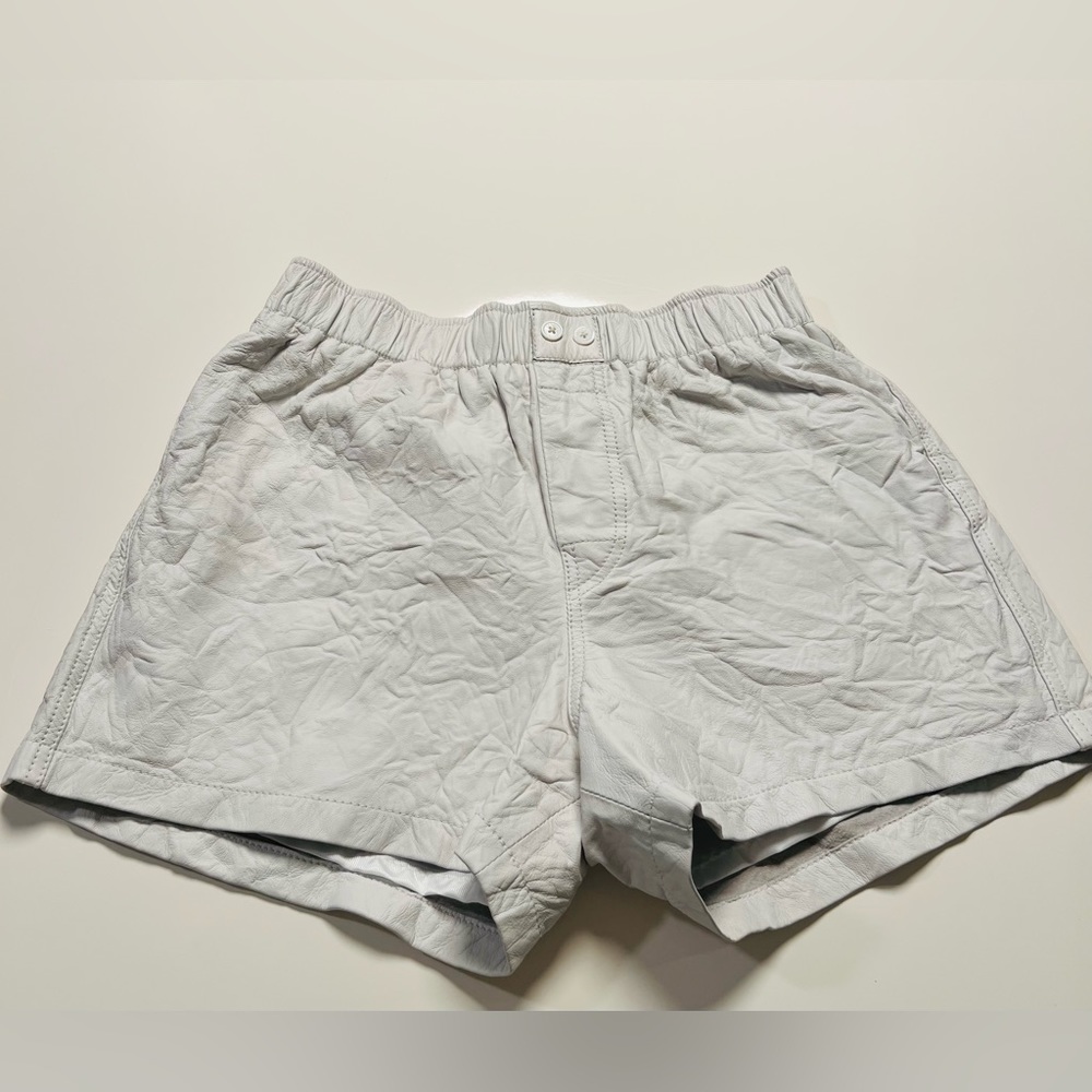 Zadig & Voltaire lamb leather mini shorts- white size 36